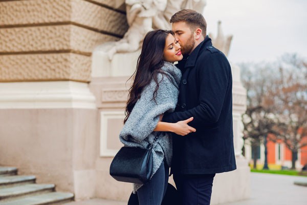 Find a successful and single businessman
